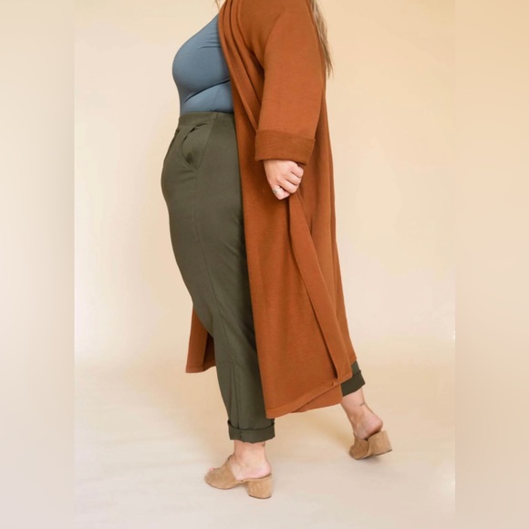 NettlesTale Valdes Cardigan in Caramel - Picture 6 of 10